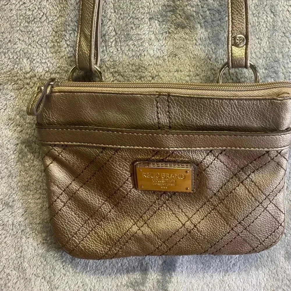 Relic Metallic small crossbody purse